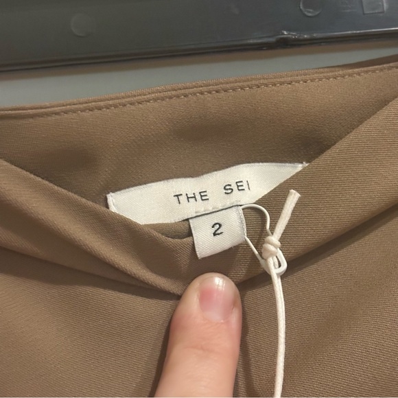 The Sei NWT Ruched Mini Skirt in Shiitake / Khaki / Camel Sz 2 XS - Picture 8 of 9
